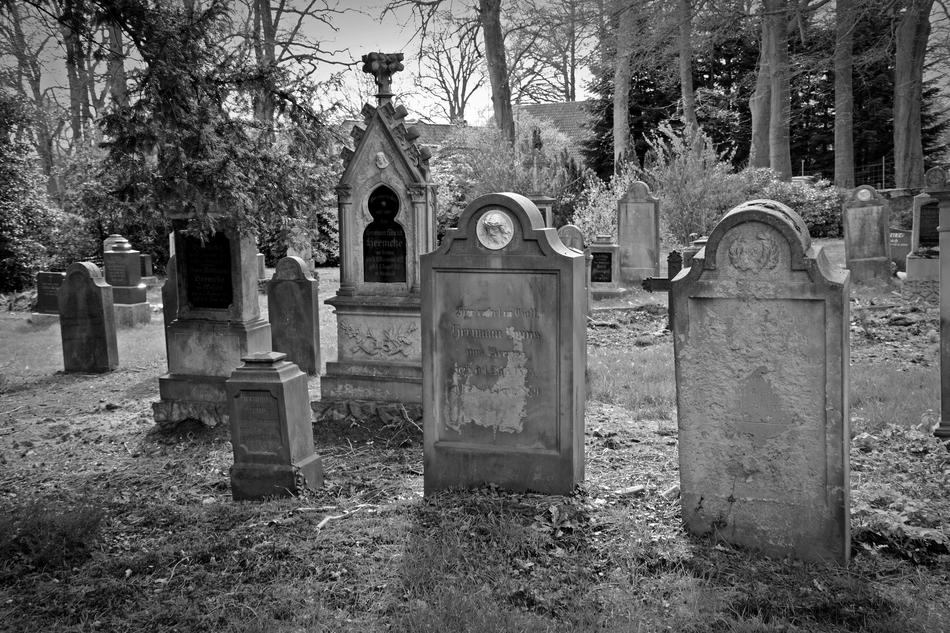 Tombstone Old Grave Stones