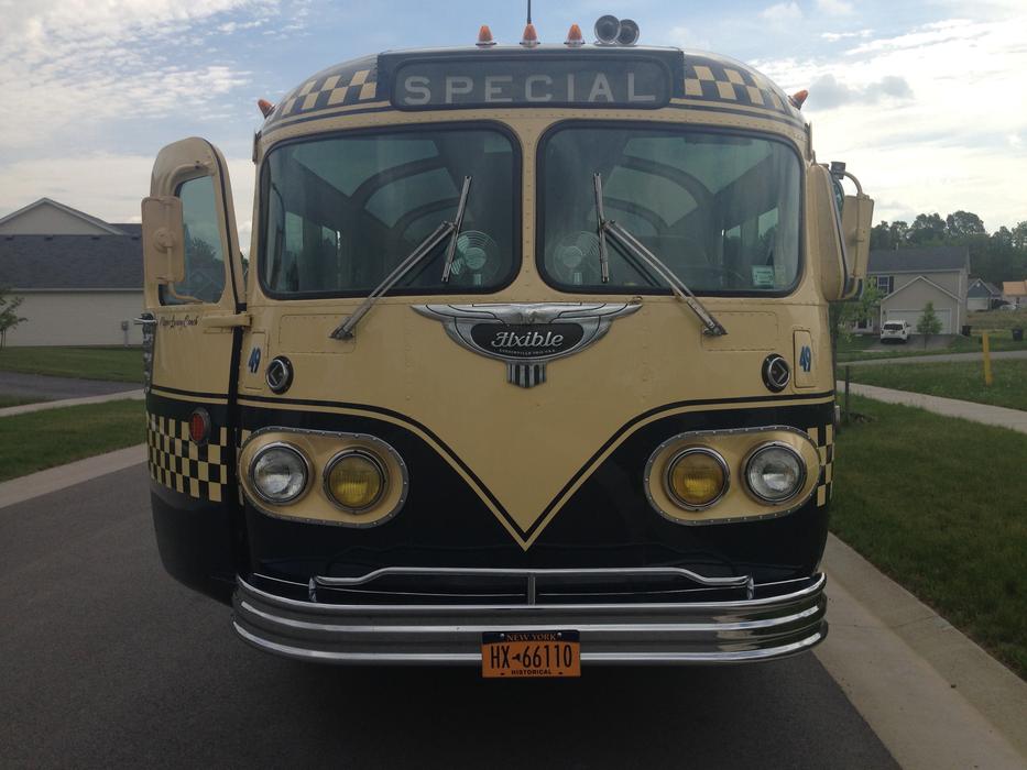classic travel bus