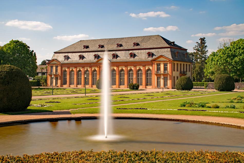 fountain near the greenhouse in the park in germany
