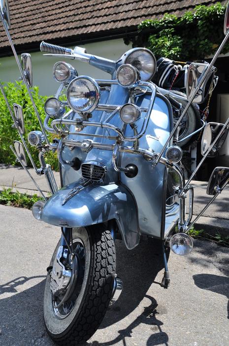 Motor Scooter Vespa Roller