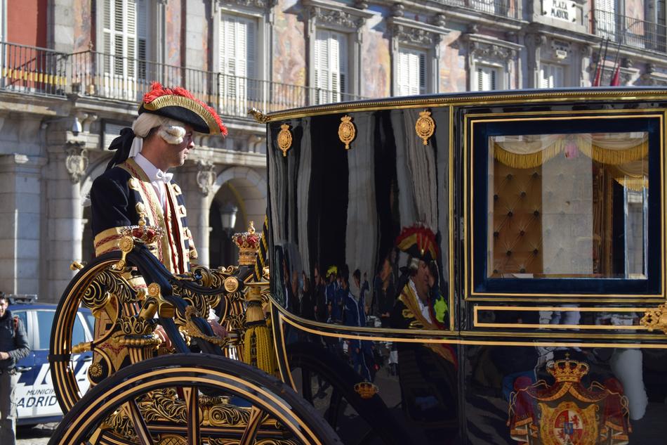 Cart Gold Uniform