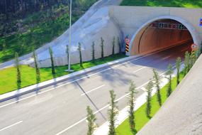 Tunnel Road Travel