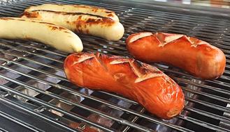 Juicy grilled sausages
