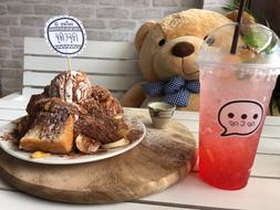 sweet drink with dessert