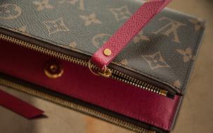 Wallet Vuitton Leather