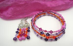 Neck and ear jewelry