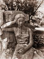statue woman female young