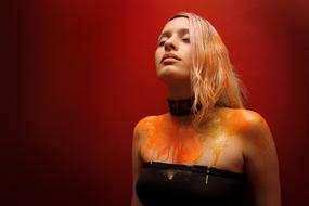 PaiOrange painted girl