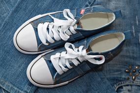 Gym Shoes Sneakers Sports