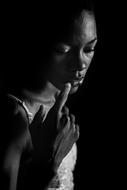 Model Black And White