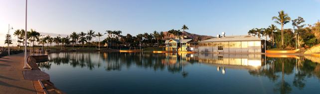 Townsville Swimming Pool Sea