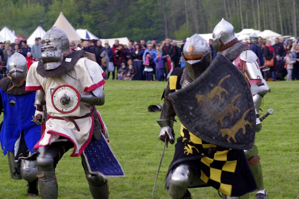 War knight attack