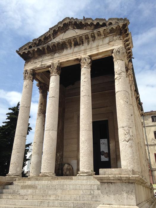 a beautiful building with tall columns