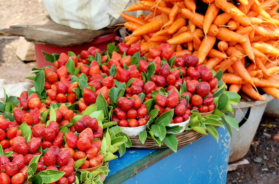 Strawberry Red Market