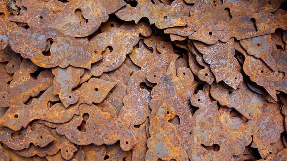 Key Hole Holes Rust