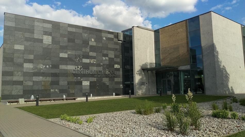 perfect Center For Dialogue Survivors