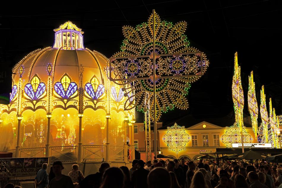 Folk Festival Lights
