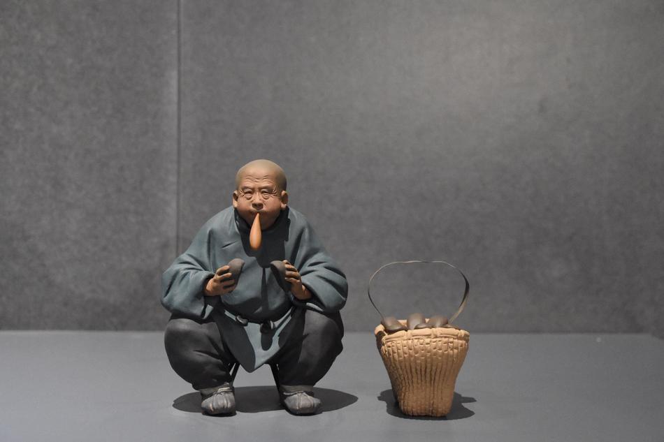 funny chinese sculpture