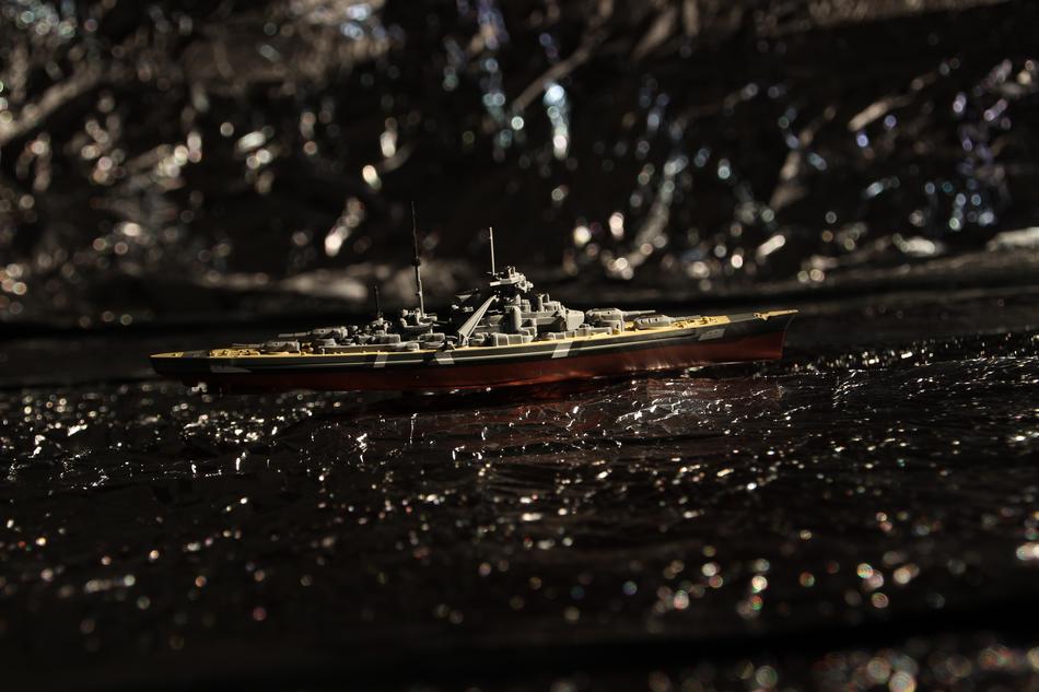 Ship Model Water