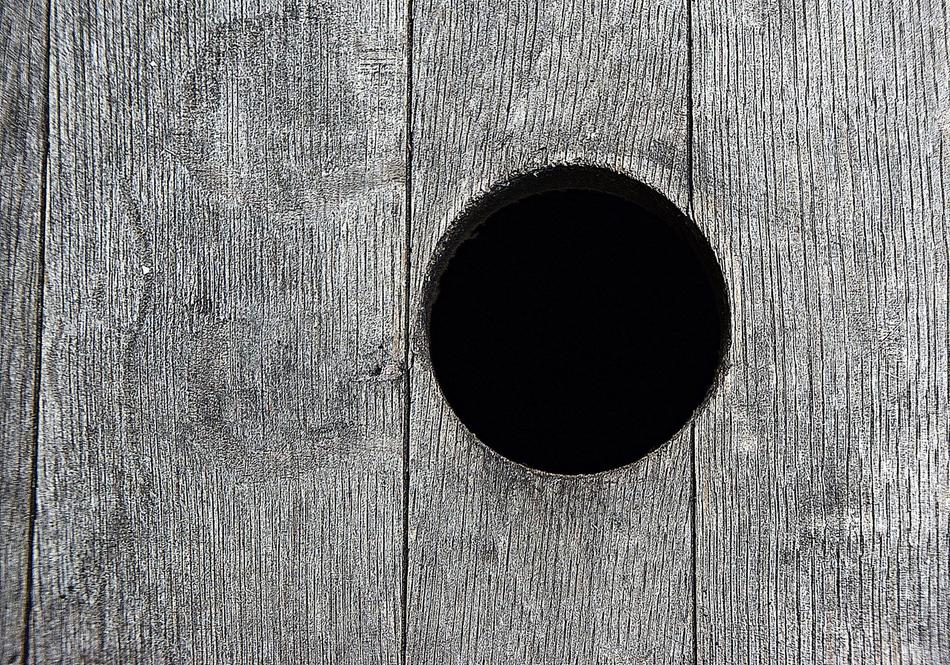 Minimum Hole Wood