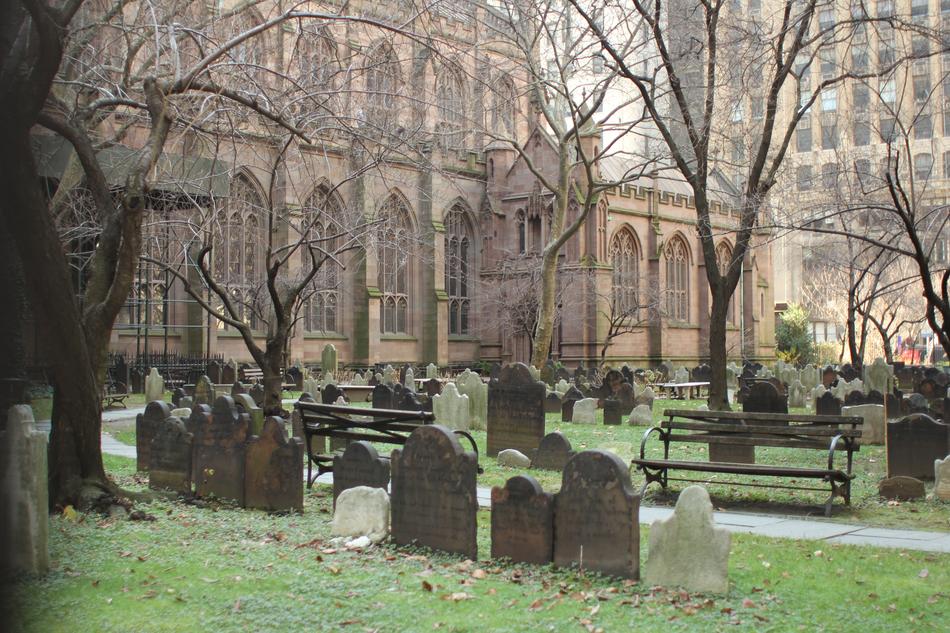 graveyard in front of the stock exchange in america