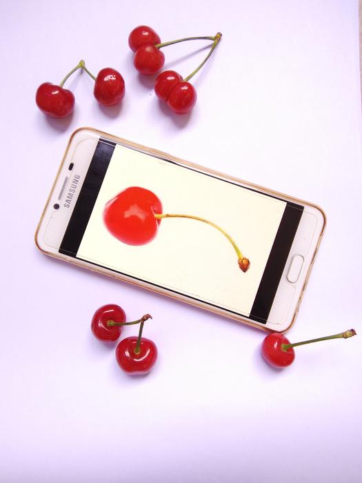 Mobile Cherry