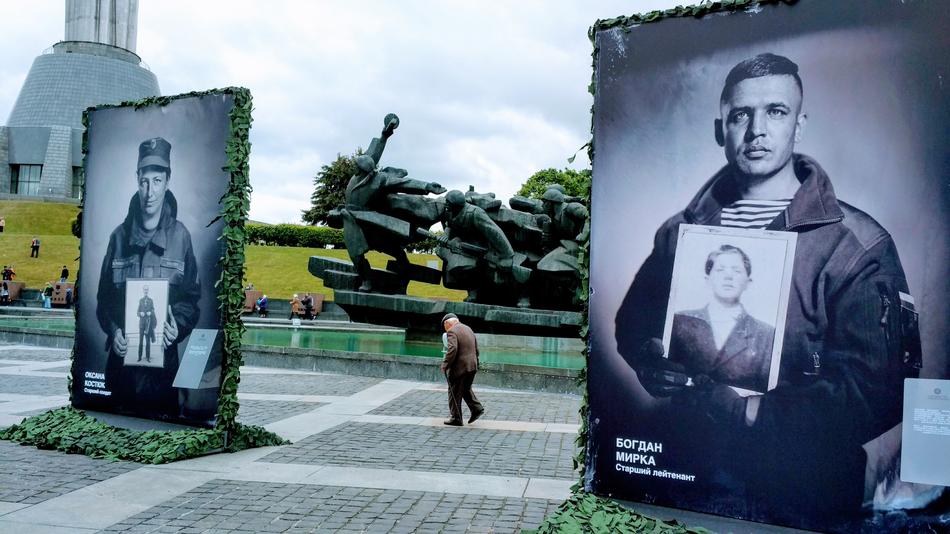 memorial to the soldiers of victory in Kiev