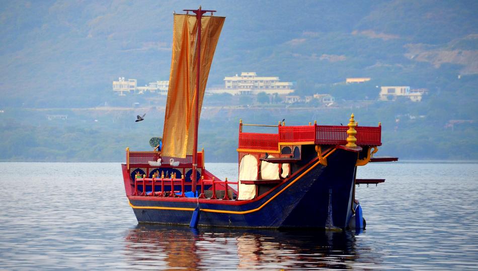 Traditional Boat Lake