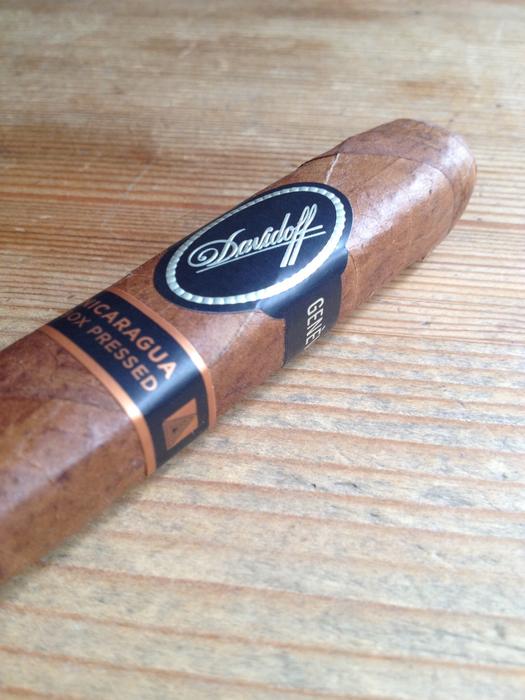 Cigar Davidoff Smoking Benefit