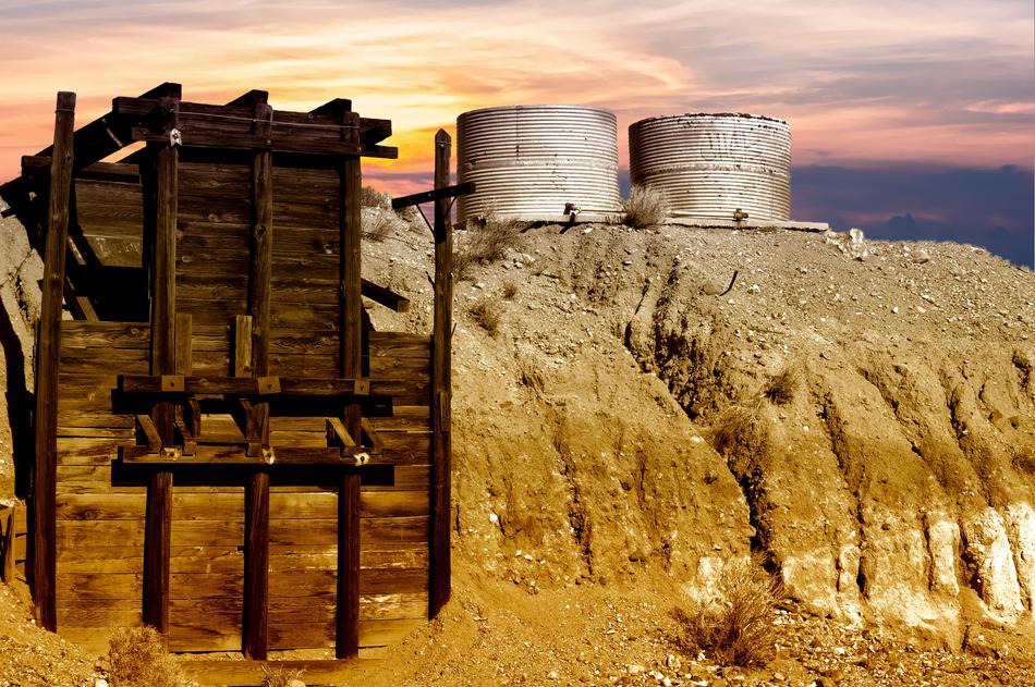 Gold Mine Desert Mining