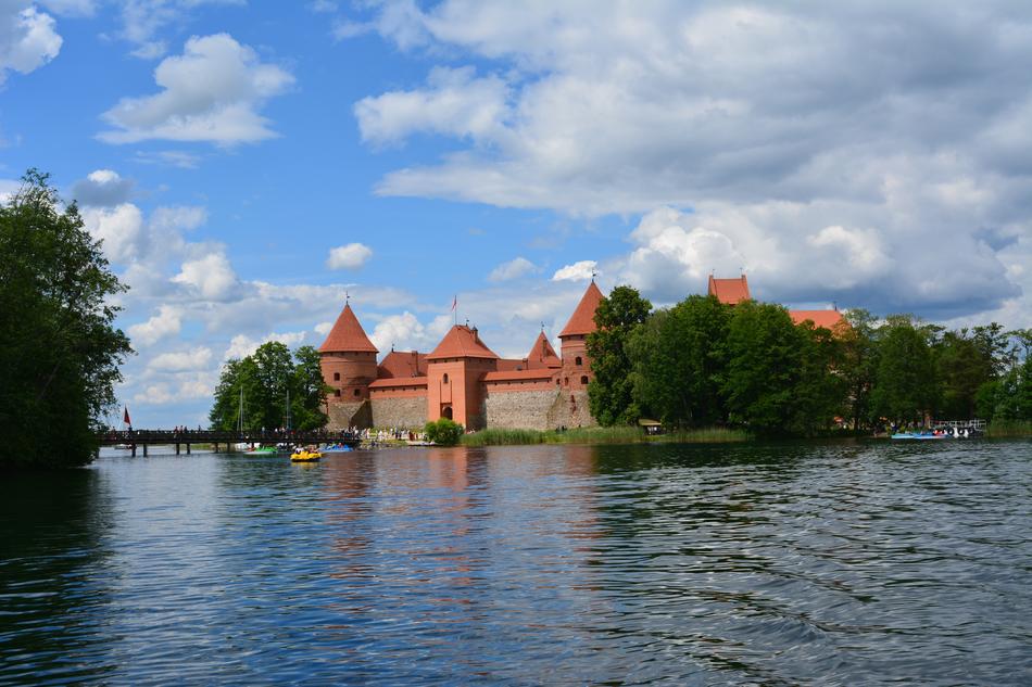 architecture by the lake