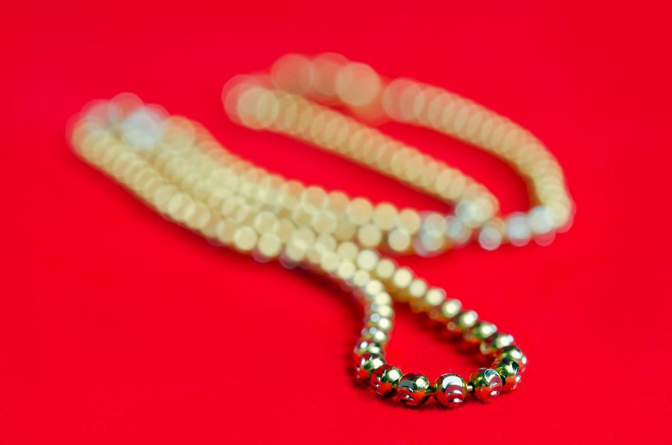 Gold Cameo accessory