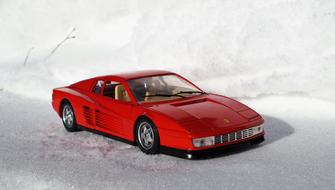 Model Car Ferrari Testarossa