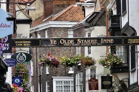 City Aperitif York street