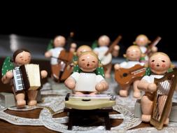 Christmas Jewelry Figure