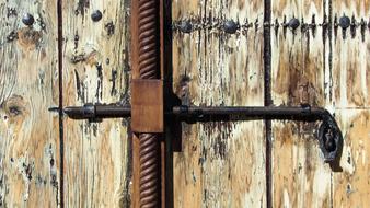 Latch Rusty