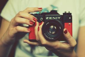 Camera Zenith Red