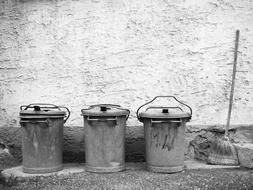 Garbage Can Dustbin