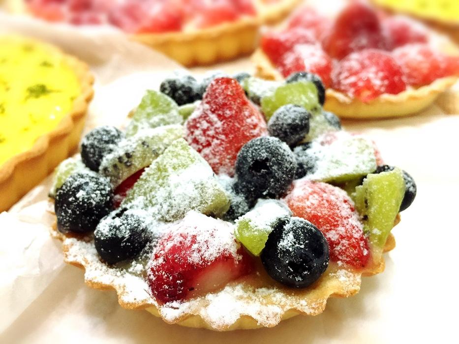 sweet fruit fruit pastries