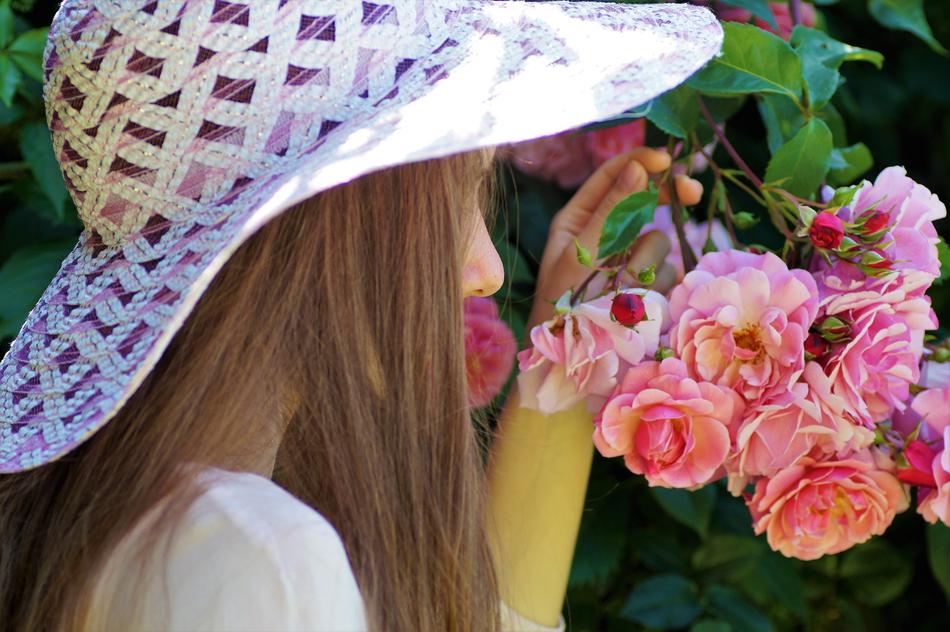 The Girl In Hat Rose