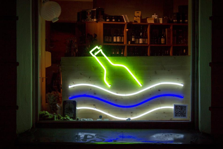 Bottle Wine Light