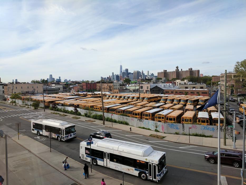 New York Ikea Bus School