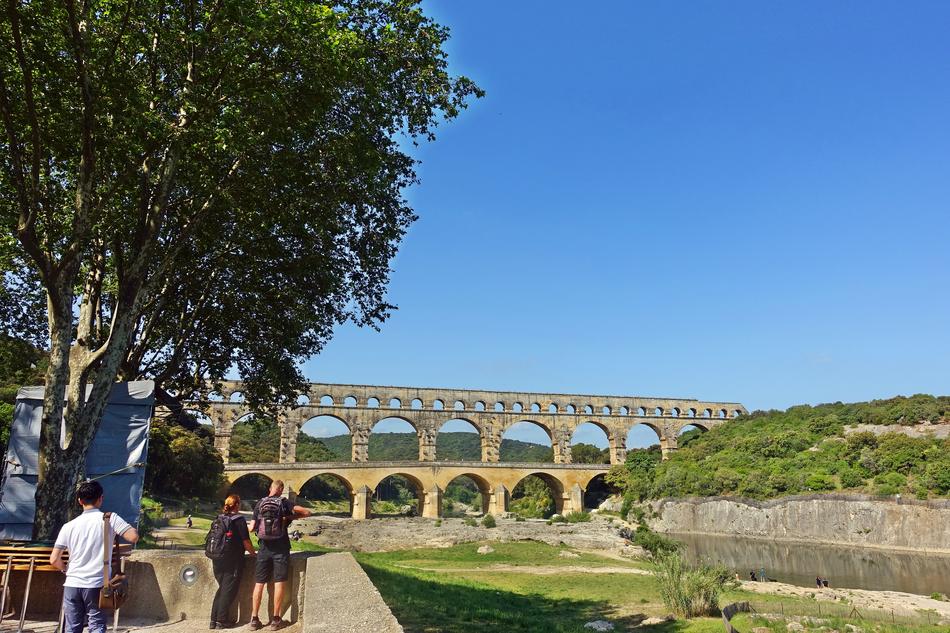coliseum arch landscape in rome