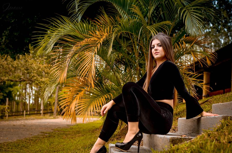Linda Beauty M