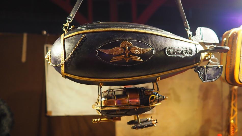Bag Zeppelin