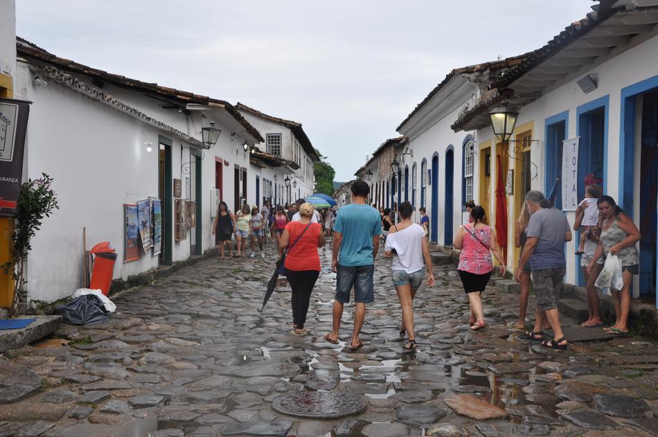 Parachi Brazil