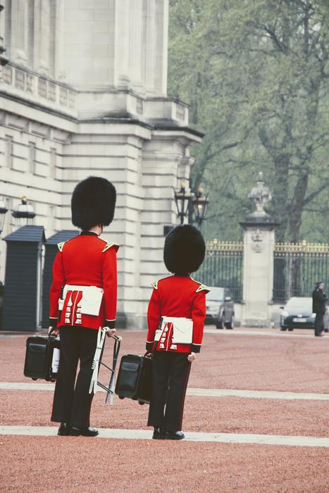 soldiers on the street