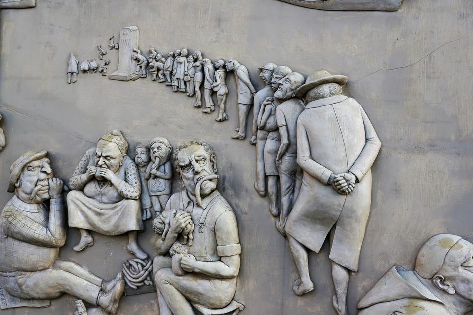 Sculpture Figure Wall