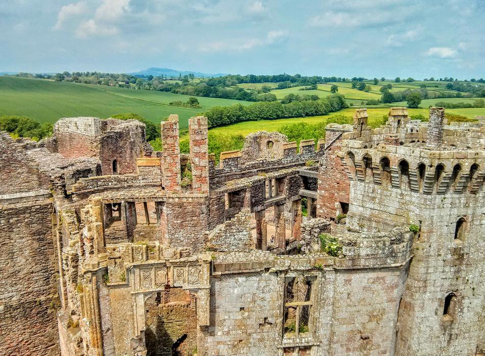 impressively beautiful Castle Wales Ruins