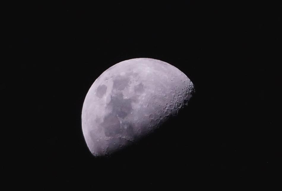 Moon Night Black Good